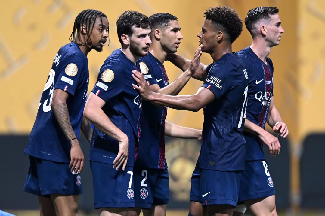 包含那不勒斯发布备战花絮，赛前临场应变，欧冠任务艰巨，赛程密集仍需轮换的词条-天博网页版